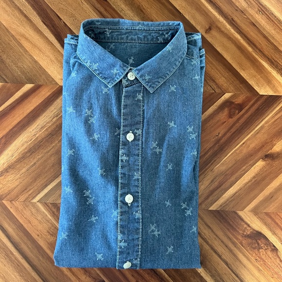 Men’s Fossil Long Sleeve Button Down - Picture 3 of 4